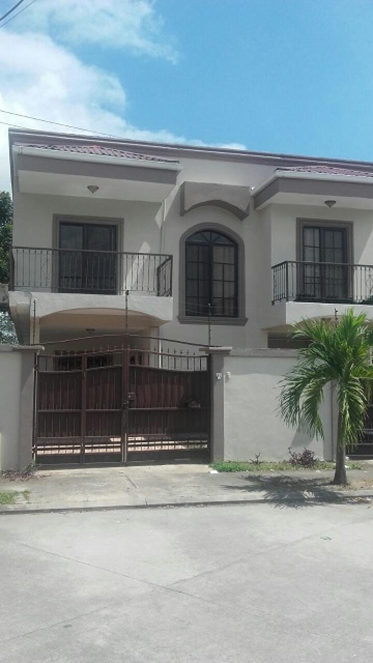Home in Metric Way