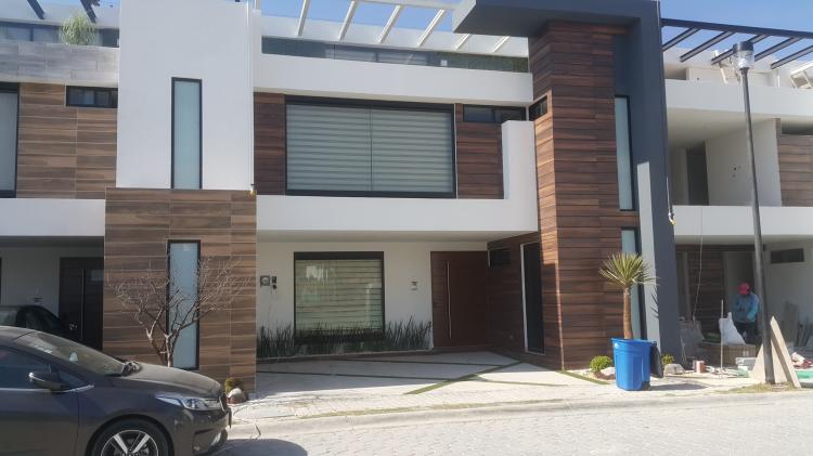 Foto Casa en Venta en LOMAS DE ANGELOPOLIS III, San Andrs Cholula, Puebla - $ 3.300.000 - CAV224244 - BienesOnLine