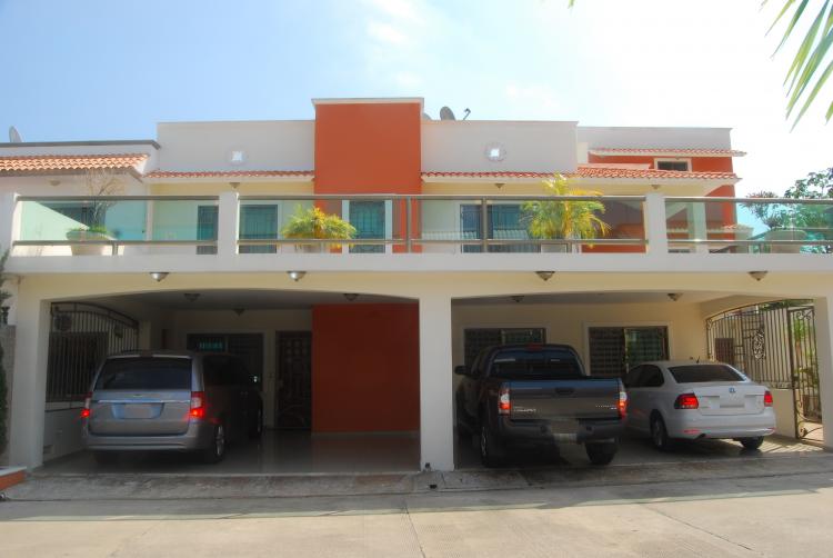 Foto Casa en Venta en VILLA PARRILLA, Villahermosa, Tabasco - $ 3.350.000 - CAV226939 - BienesOnLine