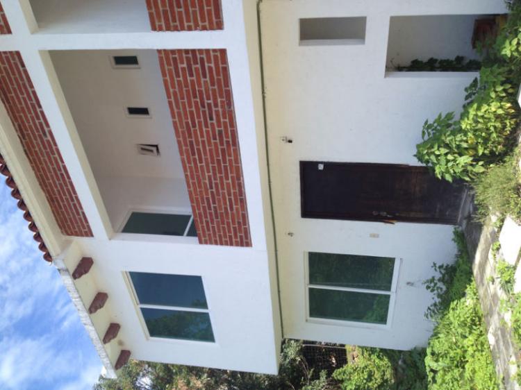 Foto Casa en Venta en Santa Maria Ahuacatitlan, Cuernavaca, Morelos - $ 1.250.000 - CAV100231 - BienesOnLine