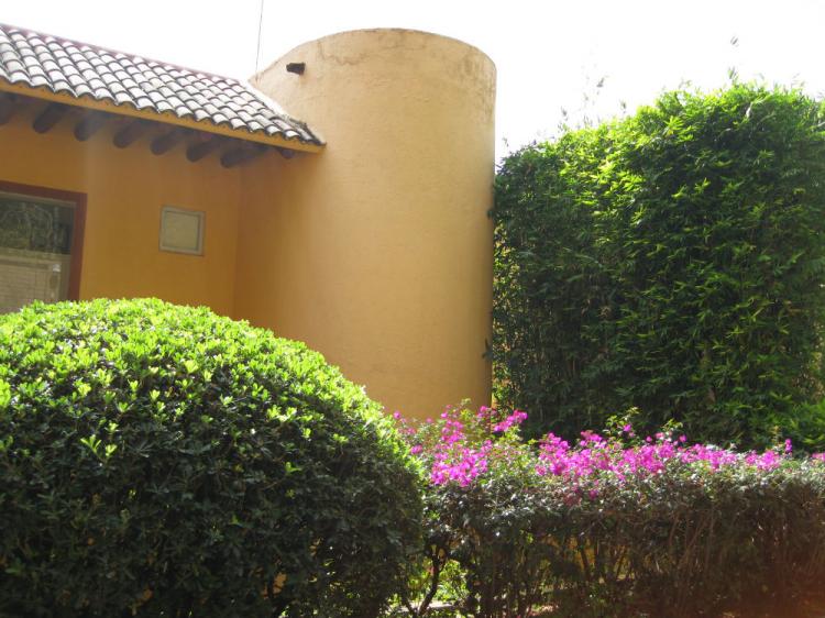 Foto Casa en Venta en LIMONEROS, Cuernavaca, Morelos - $ 4.600.000 - CAV119543 - BienesOnLine