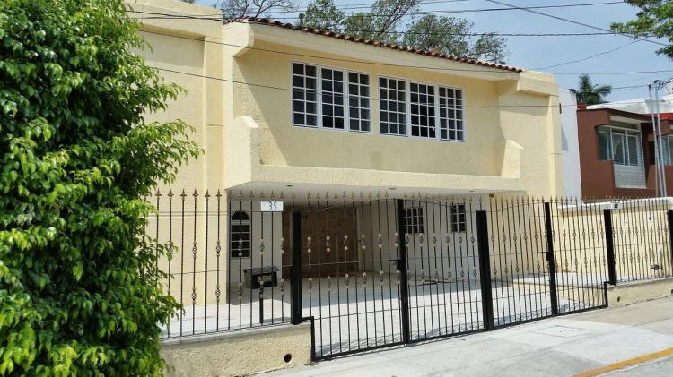 Foto Casa en Venta en Los Laureles, Tuxtla Gutirrez, Chiapas - $ 4.300.000 - CAV175376 - BienesOnLine