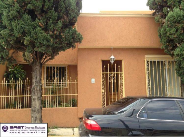 Foto Casa en Venta en Fraccionamiento Sobre Av. Domingo Diez, Cuernavaca, Morelos - $ 1.999.999 - CAV179997 - BienesOnLine