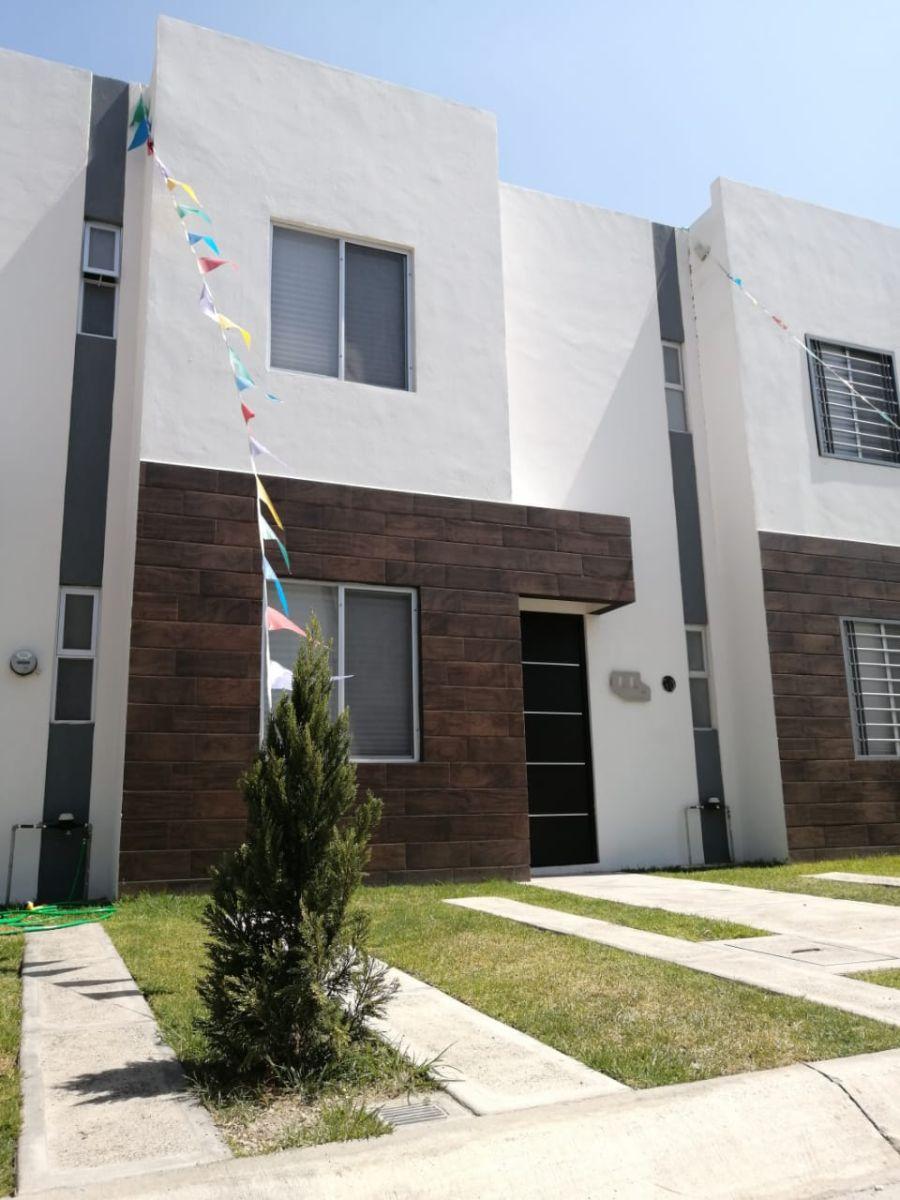 Foto Casa en Venta en Fraccionamiento, Tlaquepaque, Jalisco - $ 955.000 - CAV281384 - BienesOnLine