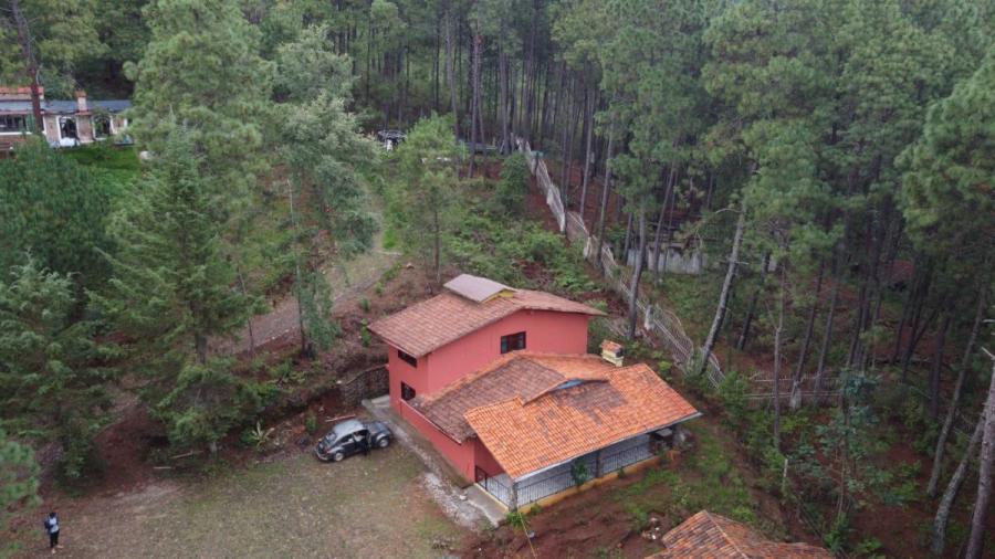Foto Casa en Venta en El Chorro, Guadalajara, Jalisco - $ 2.400.000 - CAV338681 - BienesOnLine