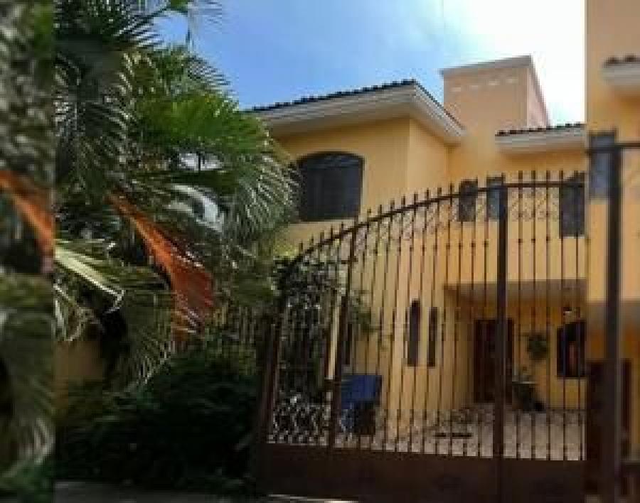 Foto Casa en Venta en GAVIOTAS, Puerto Vallarta, Jalisco - U$D 580.000 - CAV349674 - BienesOnLine