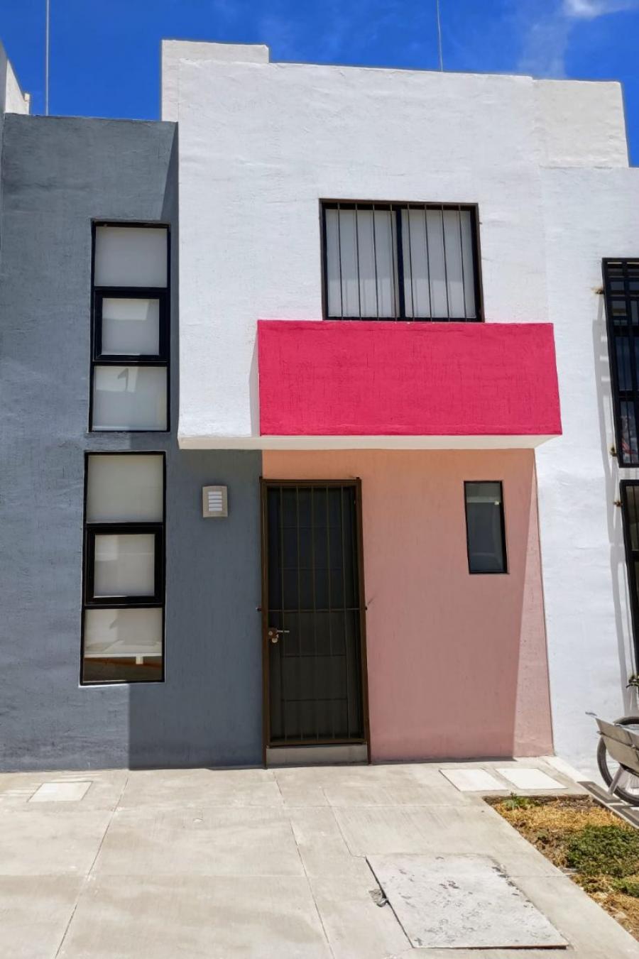 Home in Metric Way