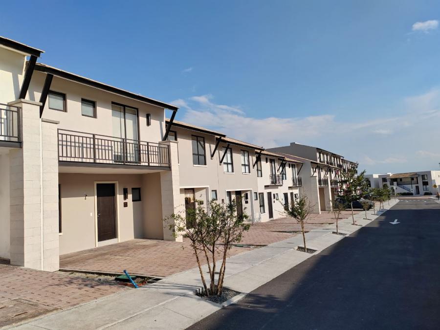Foto Casa en Venta en Torre de Piedra, Santiago de Querétaro, Queretaro Arteaga - $ 3.900.000 - CAV361655 - BienesOnLine