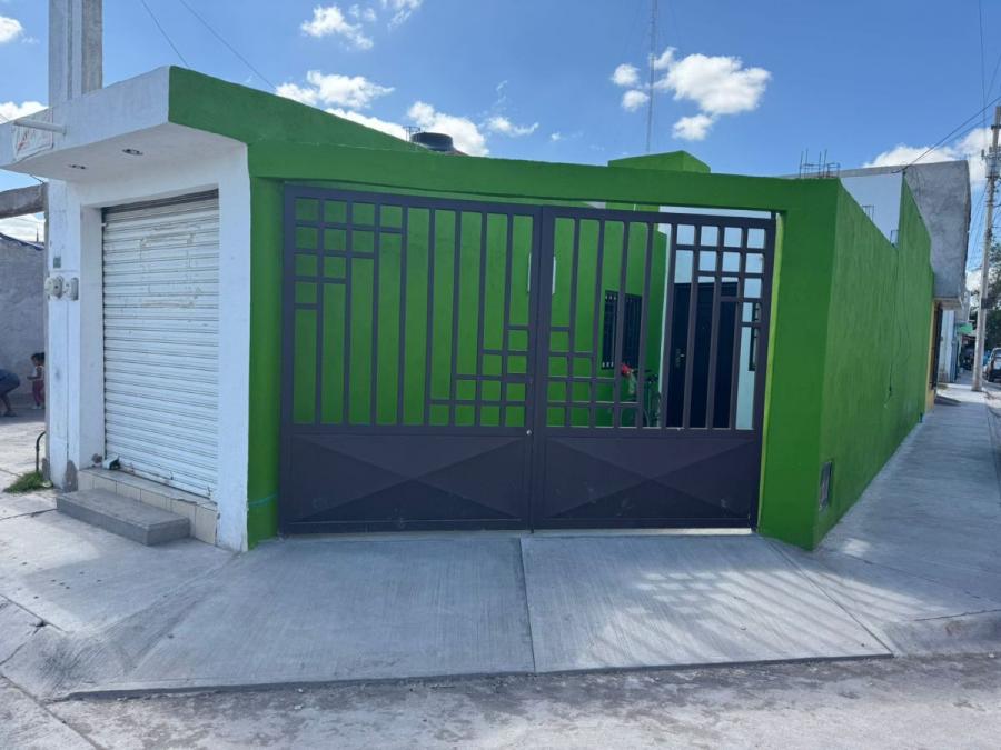 Foto Se vende casa en Esquina y Local en el Fracc. San Isidro de 2 rec. 1 baño 70 mt2 const.  90 mt2 terr