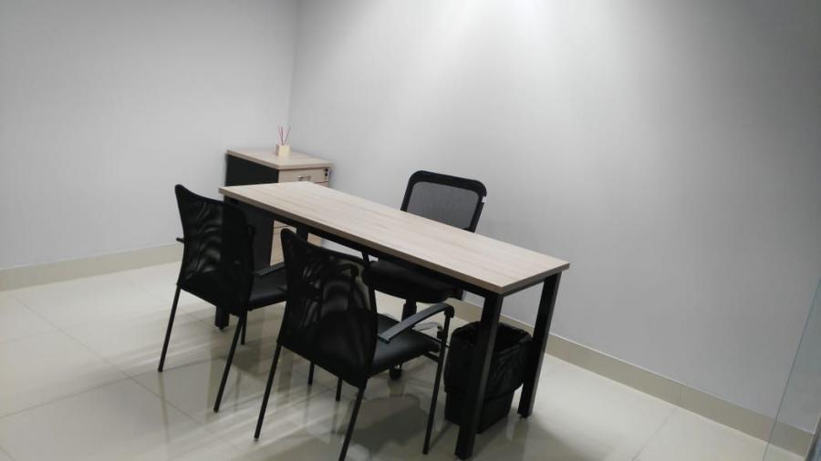 Foto Oficina en Renta en COUNTRY CLUB, GUADALAJARA, Jalisco - $ 10.000 - OFR286449 - BienesOnLine