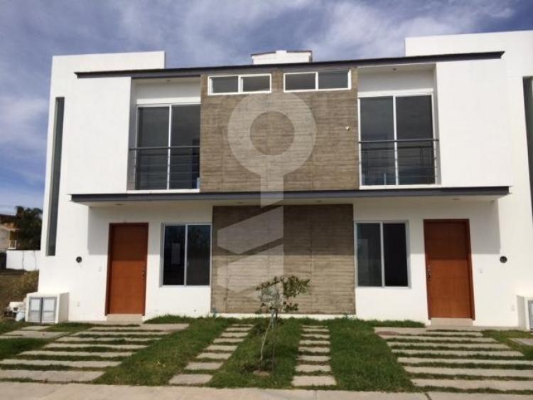 Foto Casa en Venta en TESISTAN, Zapopan, Jalisco - $ 1.150.000 - CAV225290 - BienesOnLine