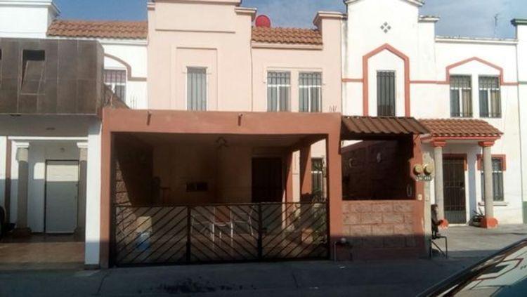 Foto Casa en Venta en Rincon de los Arcos 36633, Irapuato, Guanajuato - $ 1.350.000 - CAV234475 - BienesOnLine