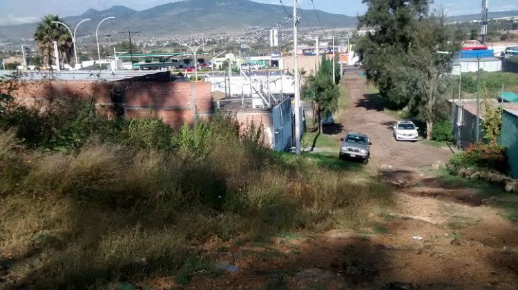 Foto Terreno en Venta en SALIDA A SALAMANCA, MORELIA MICH, Morelia, Michoacan de Ocampo - TEV111514 - BienesOnLine