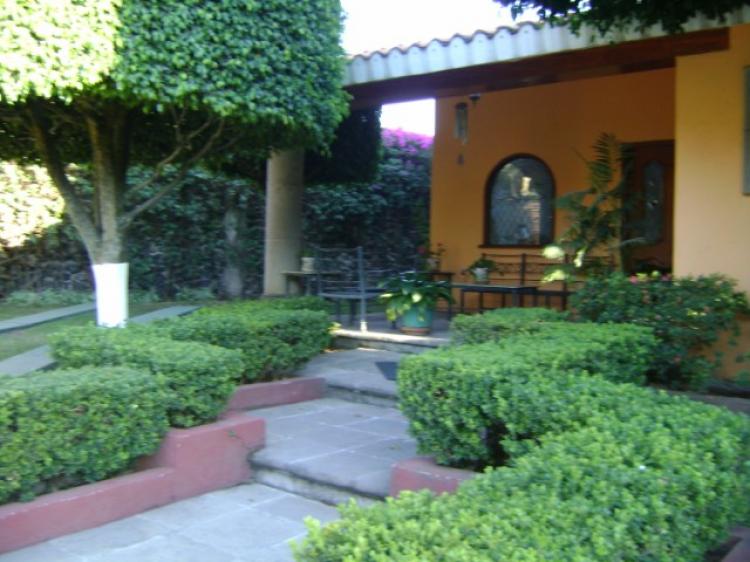 Foto Casa en Venta en Jiutepec, Morelos - $ 2.200.000 - CAV23923 - BienesOnLine