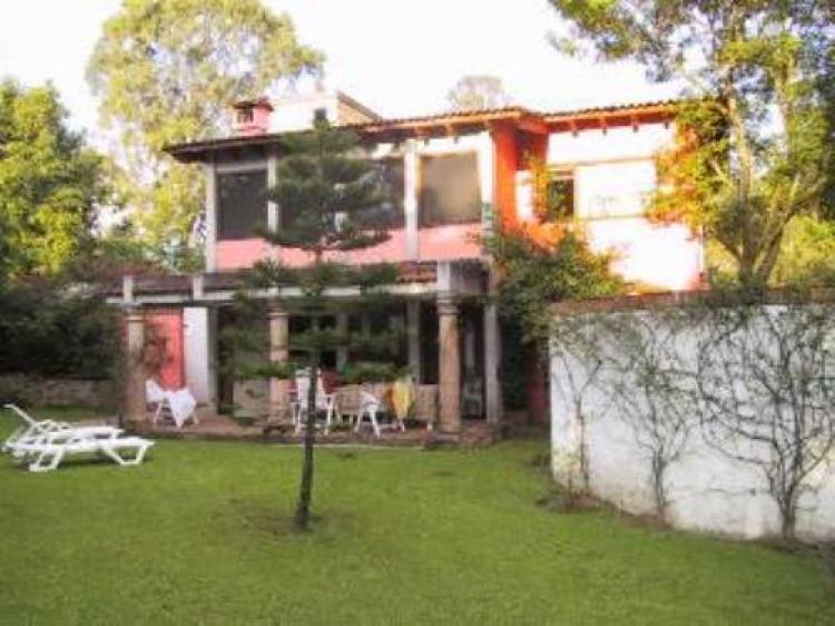Foto Casa en Venta en Valle de Bravo, Mexico - $ 3.000.000 - CAV11188 - BienesOnLine