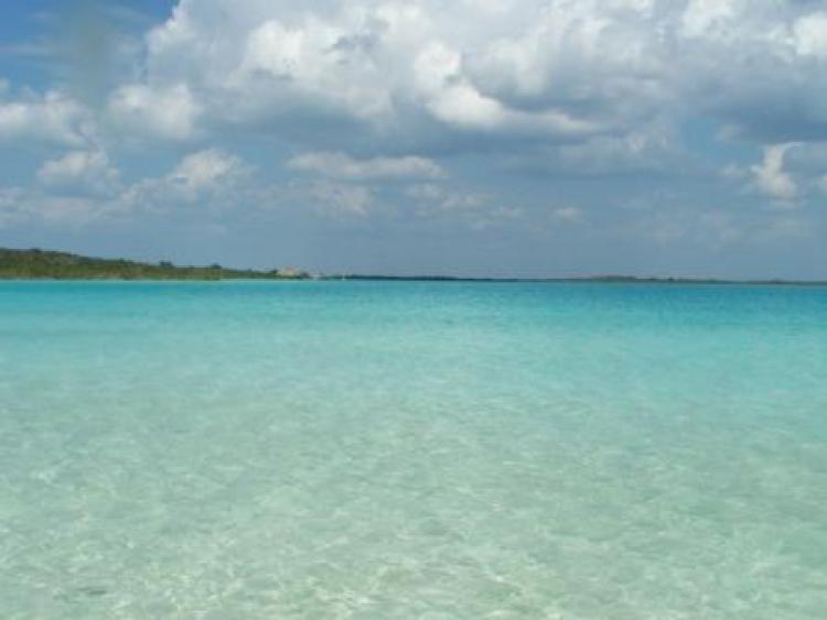 Foto Terreno en Venta en laguna bacalar, Buenavista, Quintana Roo - $ 950.000 - TEV5799 - BienesOnLine
