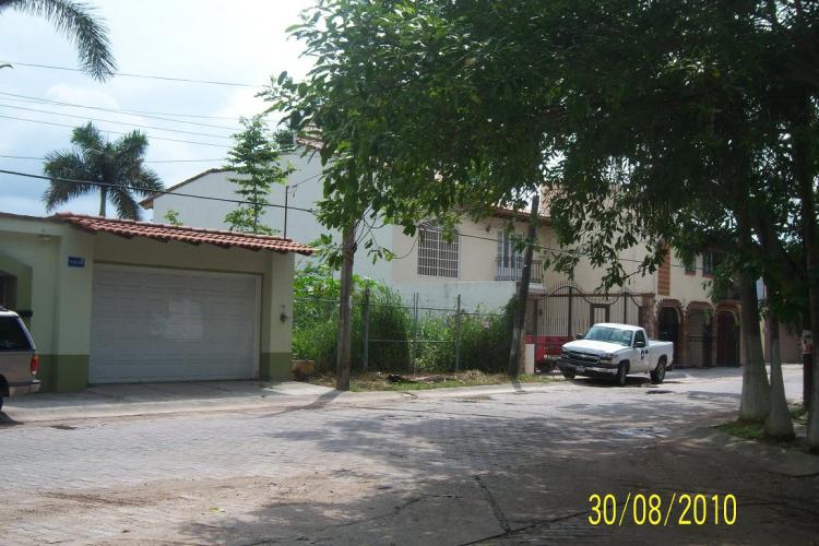 Foto Casa en Venta en Aralias, Puerto Vallarta, Jalisco - $ 1.300.000 - CAV27220 - BienesOnLine