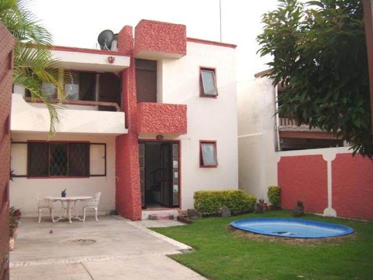 Foto Casa en Venta en Jiutepec, Morelos - $ 1.400.000 - CAV28609 - BienesOnLine