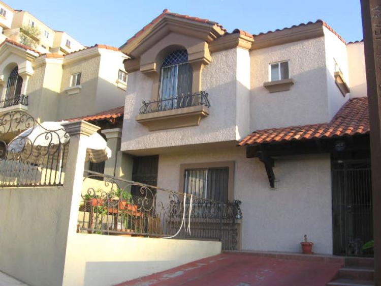 Foto Casa en Venta en San Sebastian, Residencial Agua Caliente, Tijuana, Baja California - U$D 129.000 - CAV32559 - BienesOnLine