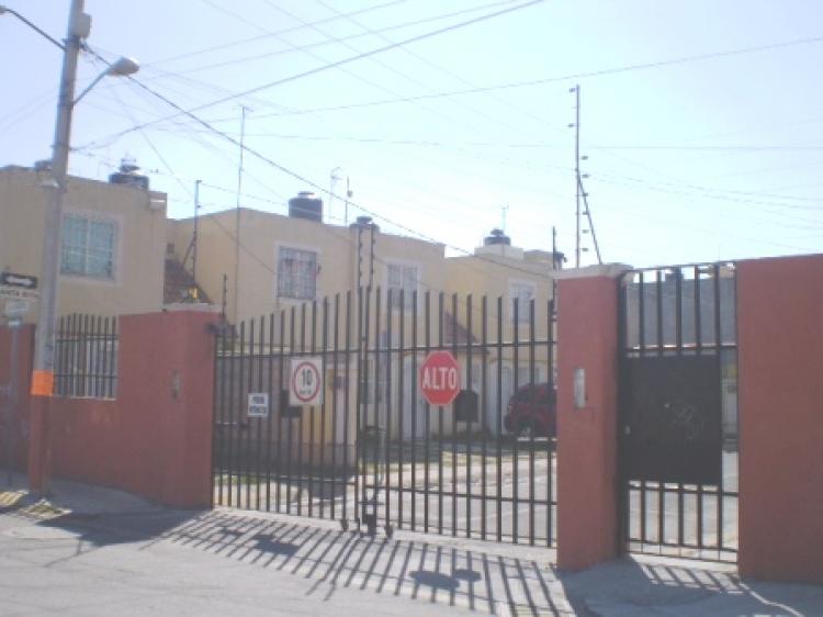 Foto Casa en Renta en Toluca de Lerdo, Mexico - $ 2.500 - CAR33900 - BienesOnLine