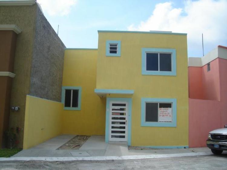 Foto Casa en Venta en FRACCIONAMIENTO LAS BRISAS A, Tepic, Nayarit - $ 725.000 - CAV38194 - BienesOnLine