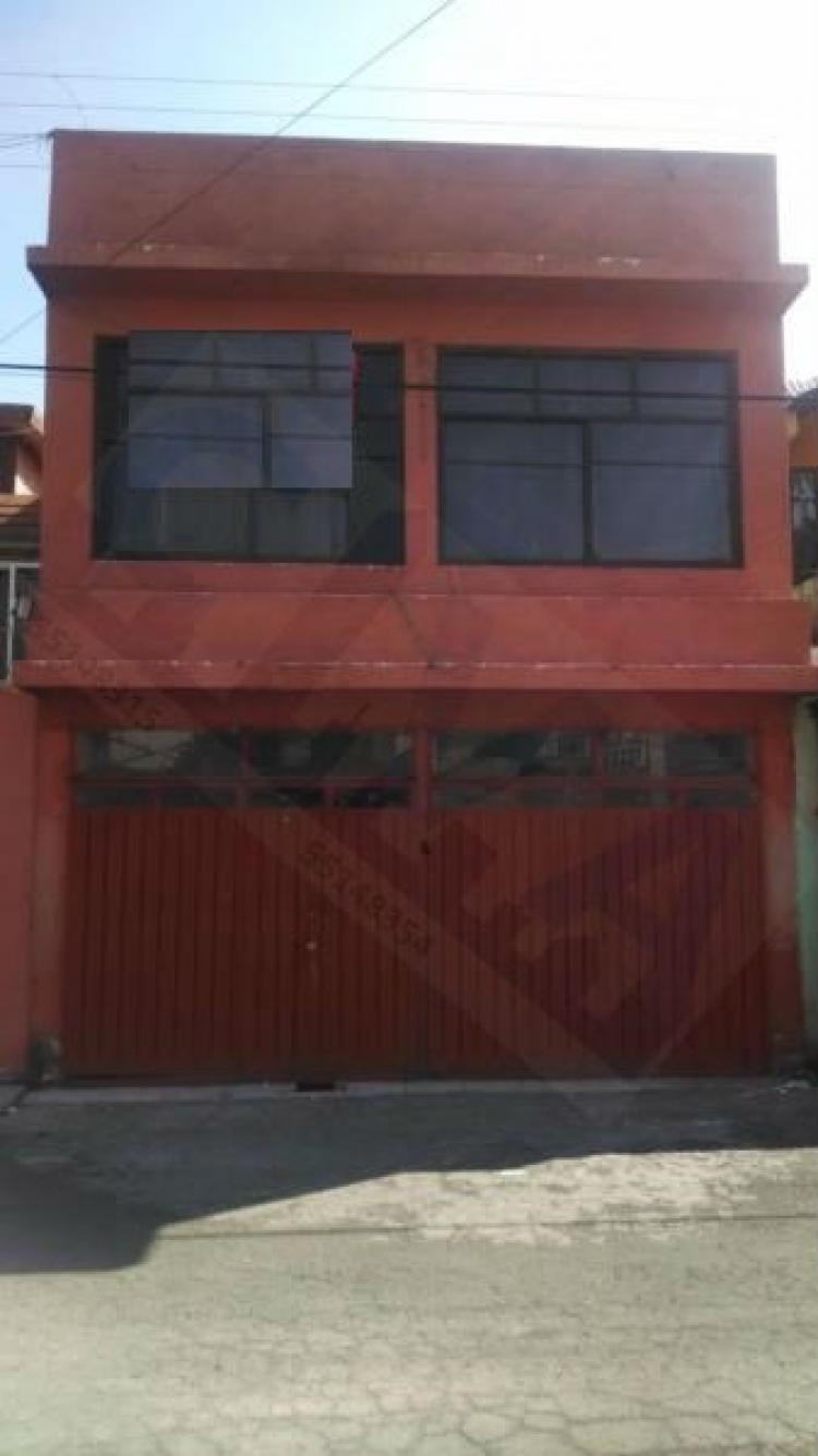 Foto Casa en Venta en Fuentes de Aragon, Ecatepec de Morelos, Mexico - $ 1.360.000 - CAV128650 - BienesOnLine
