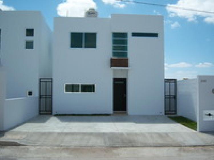 Foto Casa en Venta en LEANDRO VALLE, Mrida, Yucatan - $ 970.000 - CAV42387 - BienesOnLine