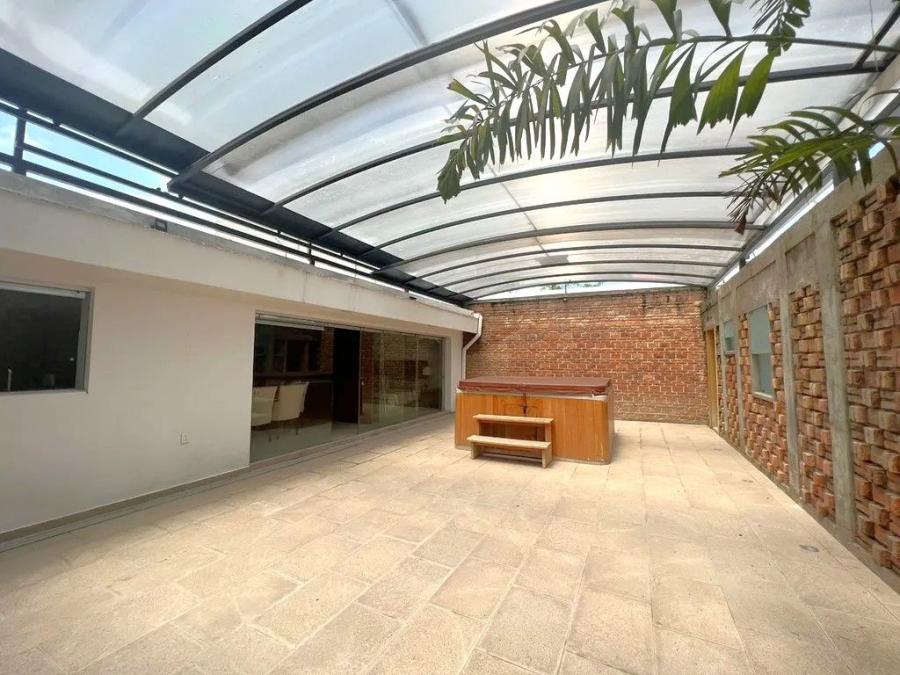 Foto Casa en Venta en zona COLOMOS PROVIDENCIA, Zapopan, Jalisco - $ 10.790.000 - CAV329659 - BienesOnLine