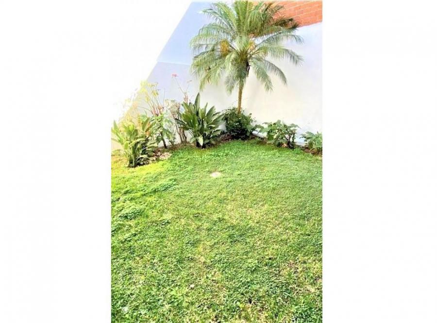 Foto Casa en Venta en PRADOS TEPEYAC, Zapopan, Jalisco - $ 8.500.000 - CAV317639 - BienesOnLine