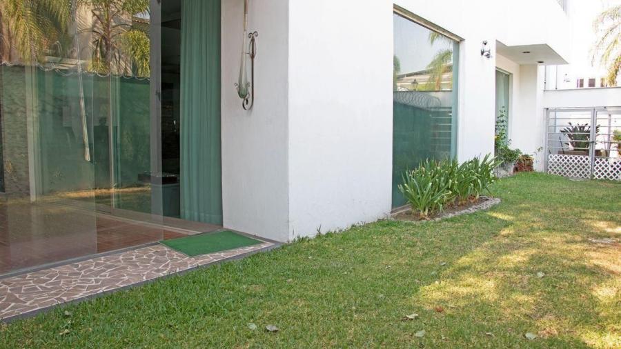 Home in Metric Way