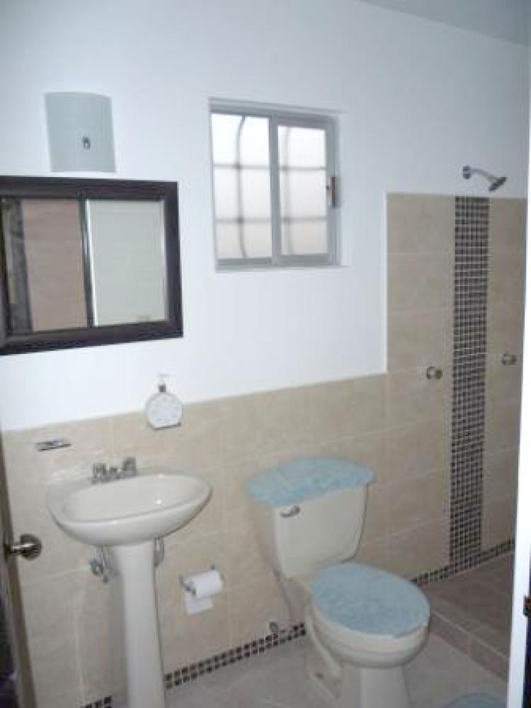 Foto Casa en Renta en Toluca de Lerdo, Mexico - $ 4.500 - CAR39948 - BienesOnLine