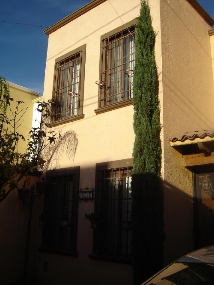 Foto Casa en Venta en COL. LA JOYA, Santiago de Quertaro, Queretaro Arteaga - $ 1.500.000 - CAV88315 - BienesOnLine