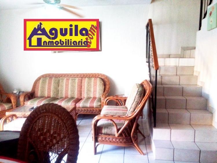 Foto Casa en Venta en Presidentes II, Comalcalco, Tabasco - $ 1.580.000 - CAV210690 - BienesOnLine