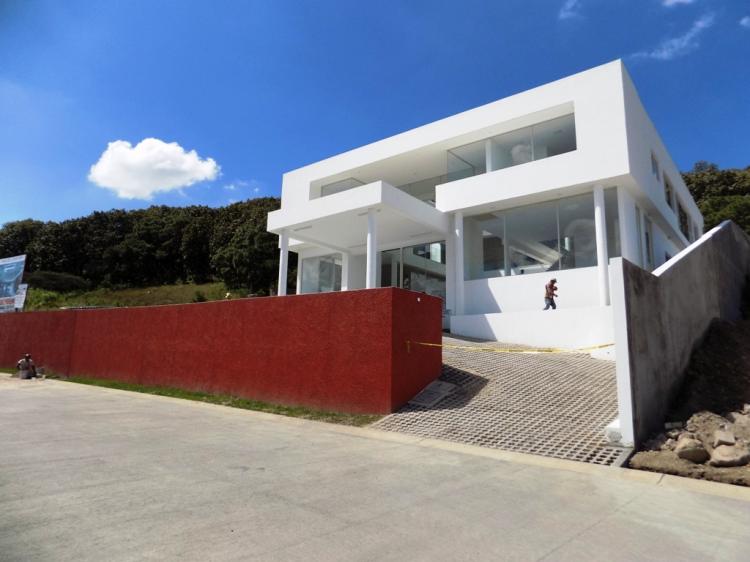 Foto Casa en Venta en Fraccionamiento Ayamonte, Zapopan, Jalisco - $ 23.000.000 - CAV232304 - BienesOnLine