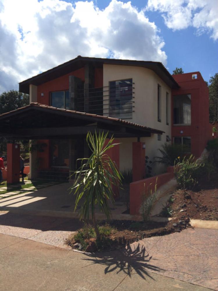 Foto Casa en Venta en Campo de Golf, Morelia, Michoacan de Ocampo - $ 4.900.000 - CAV118318 - BienesOnLine