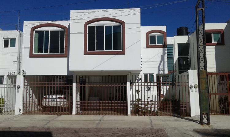 Foto Casa en Venta en Los Pinos, San Pedro Cholula, Puebla - $ 3.200.000 - CAV212744 - BienesOnLine