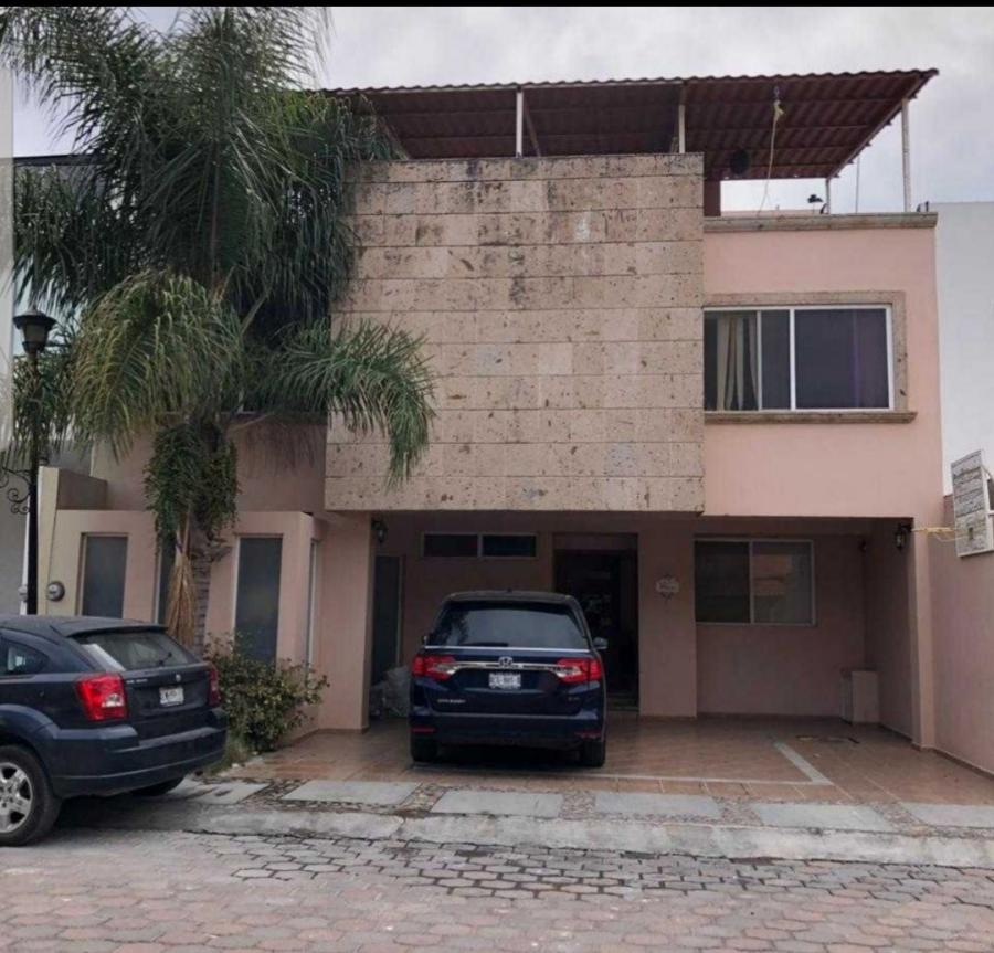 Home in Metric Way
