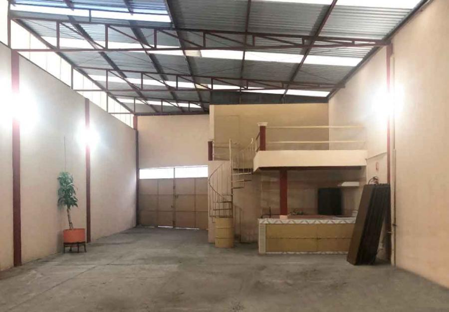 Foto Bodega en Venta en Col. Lagos, Morelia, Michoacan de Ocampo - $ 1.750.000 - BOV264204 - BienesOnLine