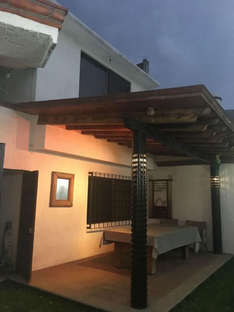 Foto Casa en Venta en Atenatitln, Jiutepec, Morelos - $ 2.200.000 - CAV206375 - BienesOnLine