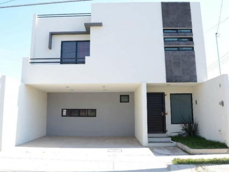 Foto Casa en Venta en Los Pinos, Tonal, Jalisco - $ 1.390.000 - CAV138102 - BienesOnLine