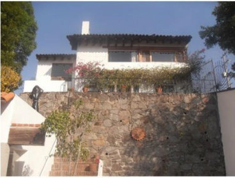 Foto Casa en Venta en Crosa, Valle de Bravo, Mexico - $ 5.000.000 - CAV203256 - BienesOnLine
