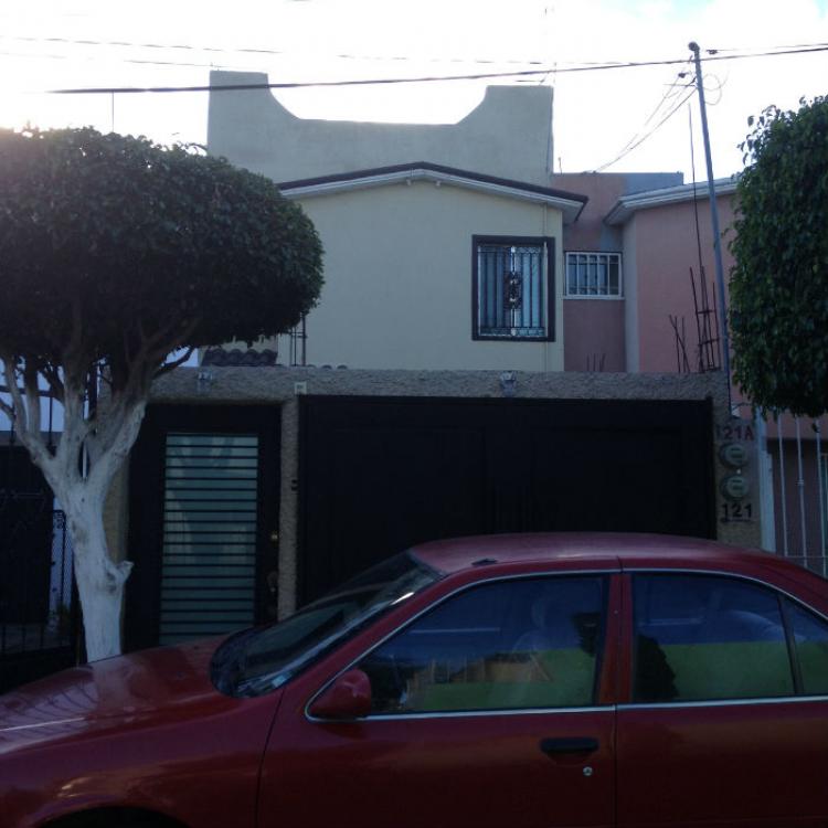 Foto Casa en Venta en ARBOLEDAS DE IBARRILLA, Len de los Aldama, Guanajuato - $ 750.000 - CAV106395 - BienesOnLine