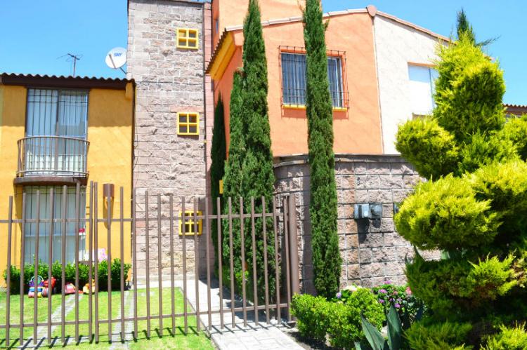 Foto Casa en Venta en Fracc. Los Cedros, Toluca de Lerdo, Mexico - $ 875.000 - CAV98143 - BienesOnLine