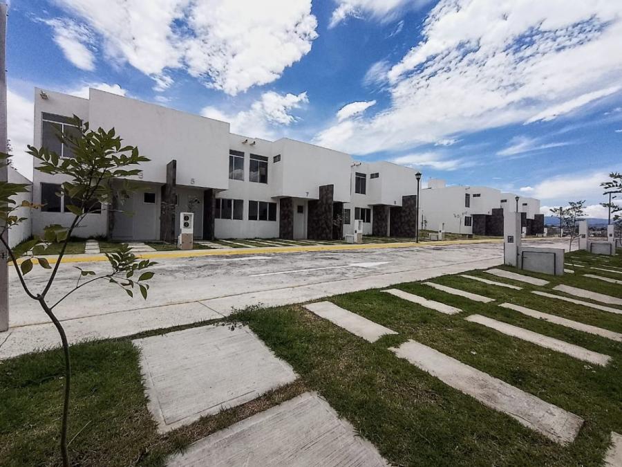 Foto Casa en Venta en Bosques del Lago, Cuautitlán Izcalli, Mexico - $ 1.880.000 - CAV329530 - BienesOnLine