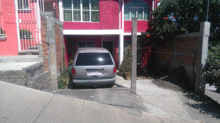 Foto Casa en Venta en RICARDO FLORES MAGON, Morelia, Michoacan de Ocampo - $ 775.000 - CAV153235 - BienesOnLine