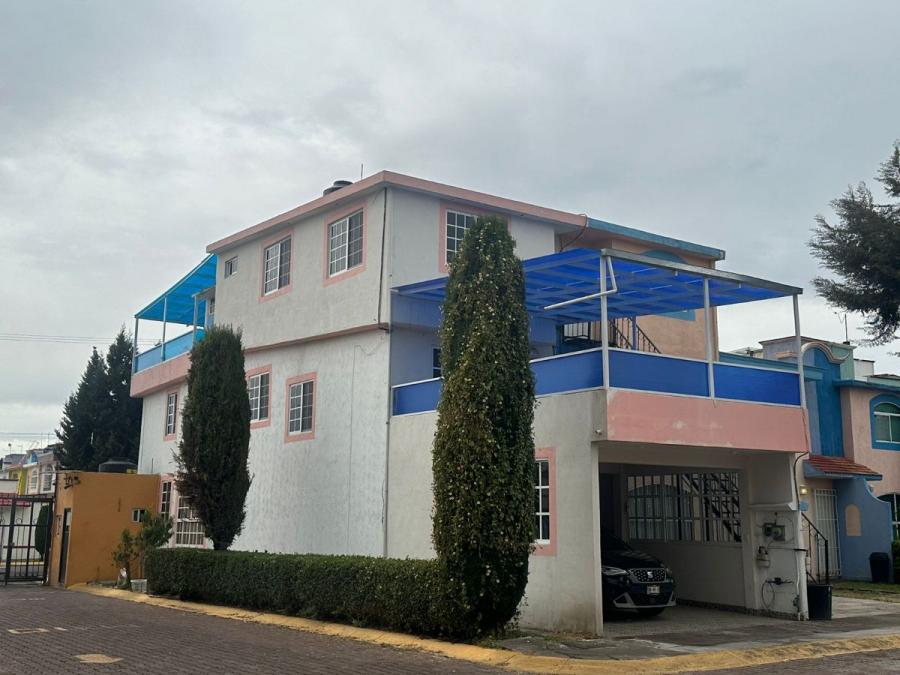 Foto Casa en Venta en Jardines de San Miguel II, Cuautitlán Izcalli, Mexico - $ 2.600.000 - CAV353767 - BienesOnLine