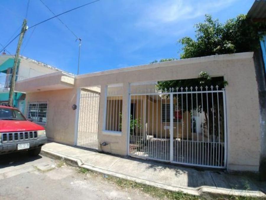 Foto Casa en Venta en Rinconada, Rinconada, Veracruz - $ 1.177.000 - CAV280012 - BienesOnLine