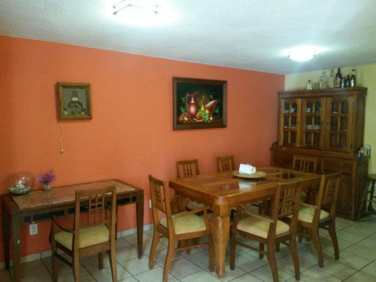 Foto Casa en Venta en COL. LOMAS DEL VALLE, Morelia, Michoacan de Ocampo - $ 550.000 - CAV165191 - BienesOnLine