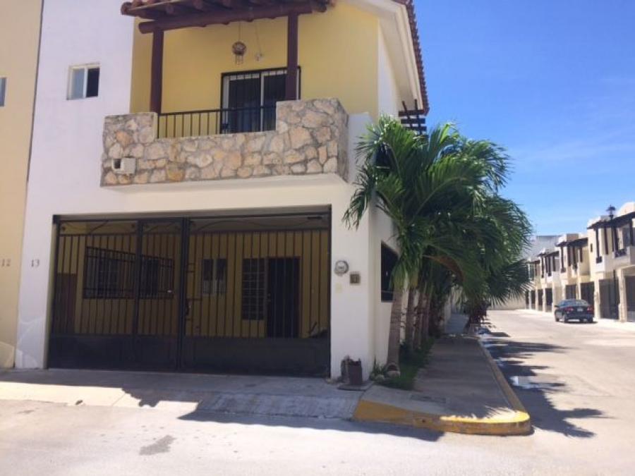 Foto Casa en Venta en Real Ibiza, Playa del Carmen, Quintana Roo - $ 1.880.000 - CAV277903 - BienesOnLine