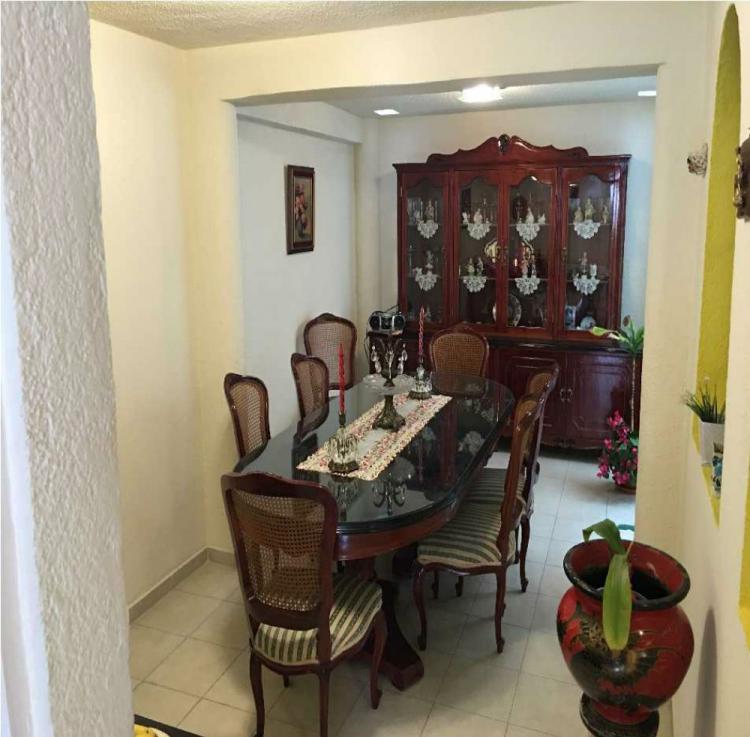 Foto Casa en Venta en Valle de las Pirmides, Tlalnepantla, Mexico - $ 1.900.000 - CAV182517 - BienesOnLine